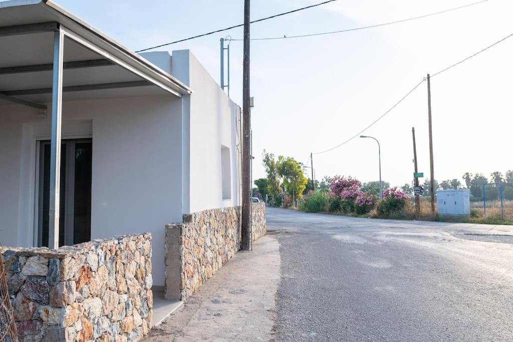 Appartement Zografia - Charming House Near The Coast à Marmari  Extérieur photo
